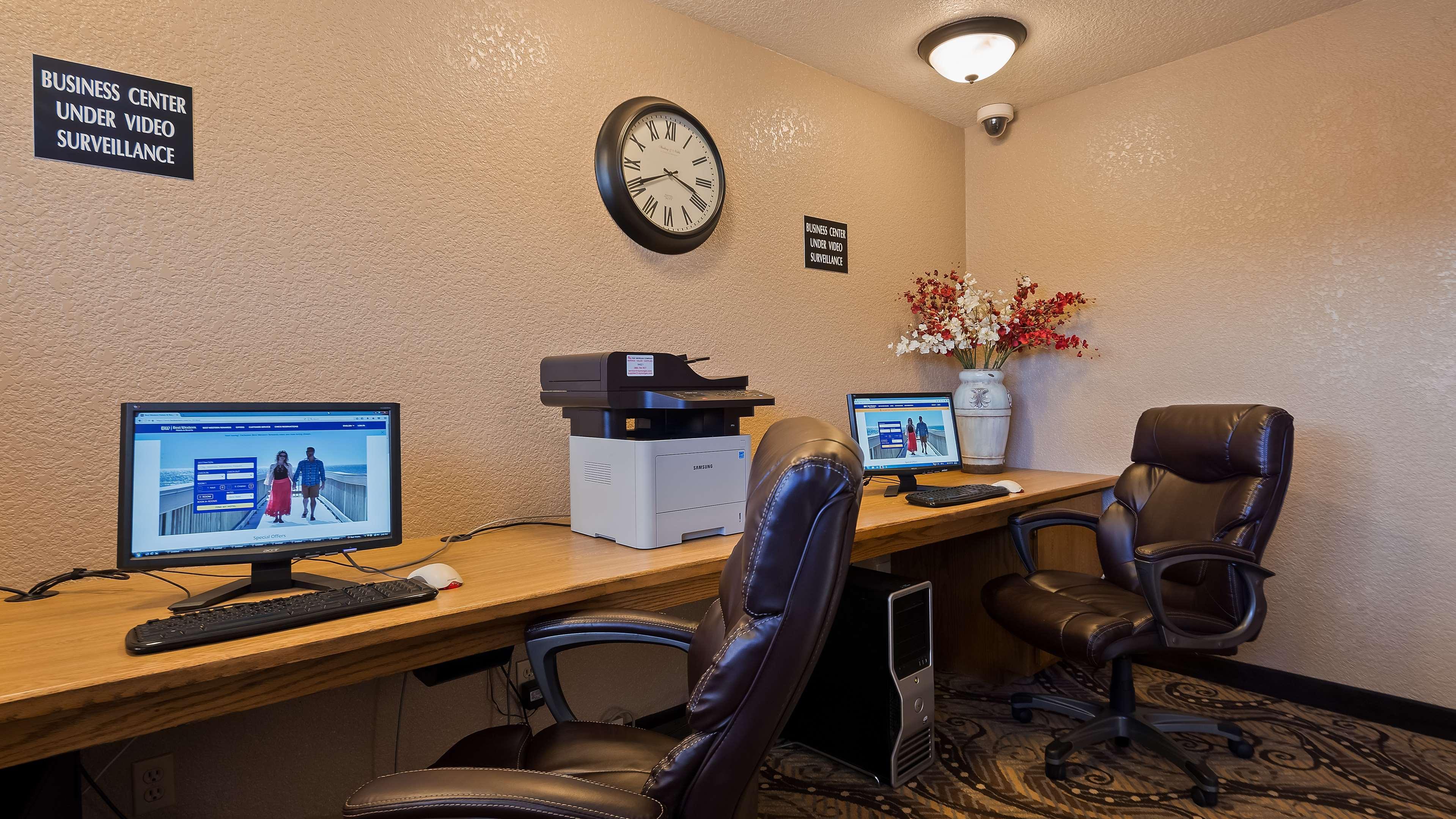 Best Western Plus Bayshore Inn Юрика Экстерьер фото
